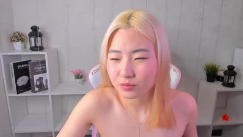 Bridget online show from December 2, 12:53 am