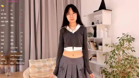 Hanna online show from October 27, 1:05 am