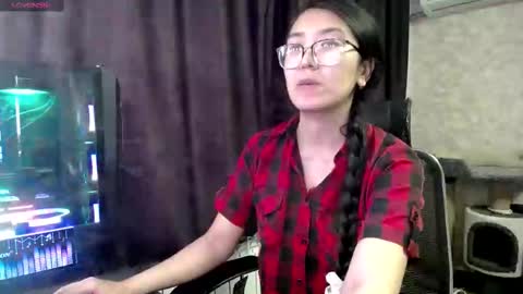 Aisha online show from February 26, 6:40 am