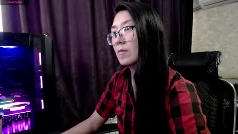 Aisha online show from February 11, 10:03 am