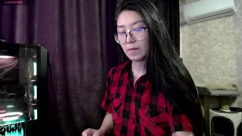 Aisha online show from February 27, 10:55 am