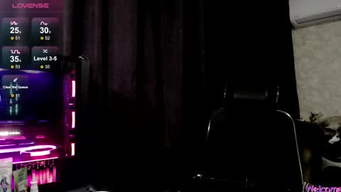 Aisha online show from October 21, 6:40 am