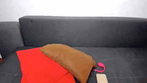 Snapshot of brilliantegirl_ chatting on September 29, 8:24 am brilliantegirl_ online show from September 29, 8:24 am