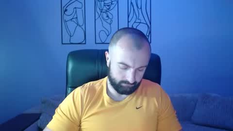 brindlefly69 online show from December 1, 11:52 am