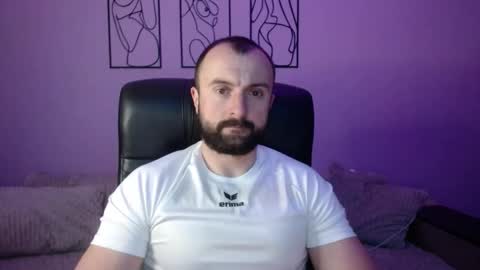 brindlefly69 online show from April 11, 10:30 am