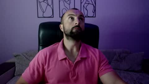 brindlefly69 online show from July 2, 10:42 am