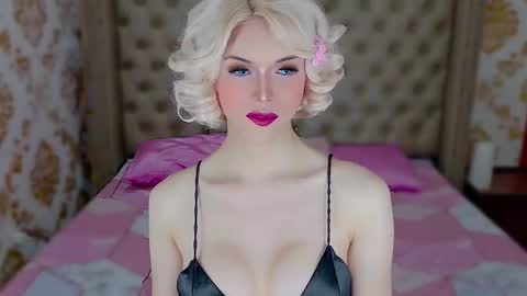 brionatop online show from December 20, 1:23 am