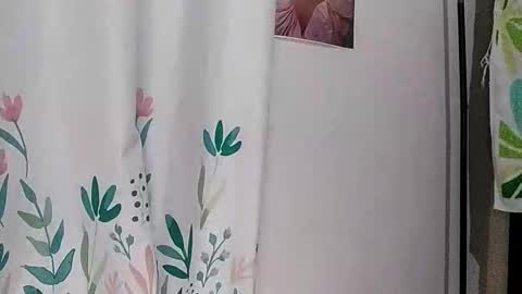 brithany online show from February 17, 4:00 am