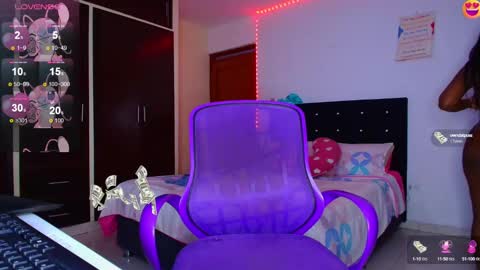 Snapshot of brithanybrown98 chatting on March 5, 9:37 pm lula online show from March 5, 9:37 pm