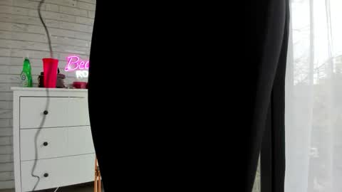 britney_charm online show from November 25, 8:13 am