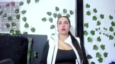 brittanyy20 online show from March 4, 10:01 am