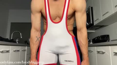 Brody Biggs online show from April 9, 12:58 am