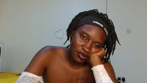 broken_haloo online show from April 2, 4:36 pm