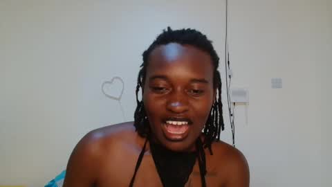 broken_haloo online show from March 28, 5:31 am