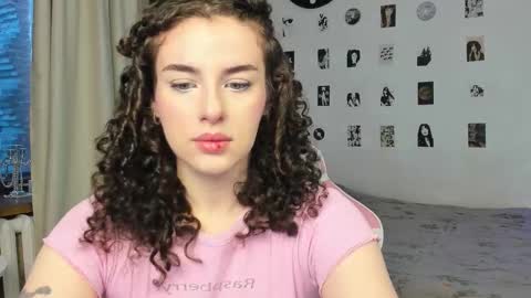 Snapshot of brookchills chatting on September 26, 7:16 am Brook Help me collect 100 reactions online show from September 26, 7:16 am