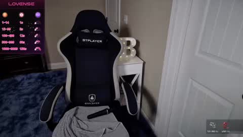 brookebee online show from March 7, 2:46 am