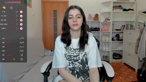 broosnica1 online show from April 17, 7:55 am