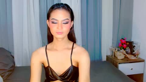 Roberta  GODDESS OF PLEASURE AND SEXUALDESIRE   online show from November 12, 6:49 am