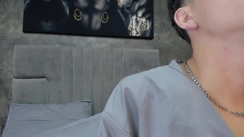 Bruce Hans online show from December 22, 12:23 pm