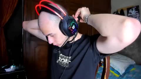 Bruce Kane online show from November 19, 8:51 pm