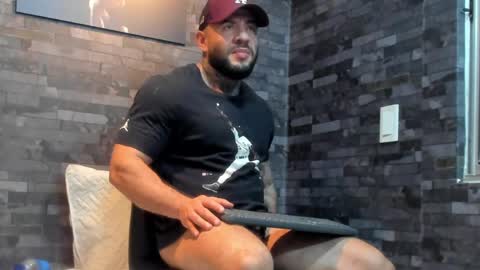 brucedallas online show from May 27, 2:41 am