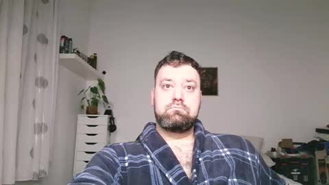 Snapshot of brucemf chatting on October 25, 8:09 pm Bruce online show from October 25, 8:09 pm