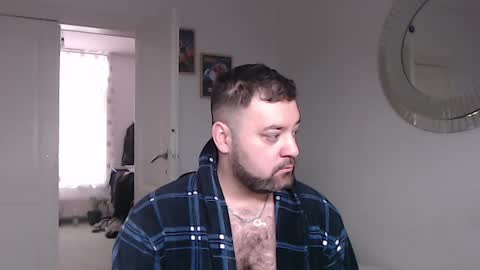 Snapshot of brucemf chatting on February 4, 10:43 am Bruce online show from February 4, 10:43 am