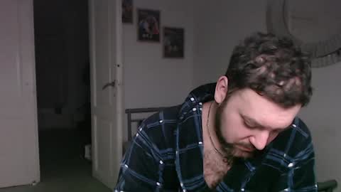 Snapshot of brucemf chatting on January 17, 8:22 pm Bruce online show from January 17, 8:22 pm