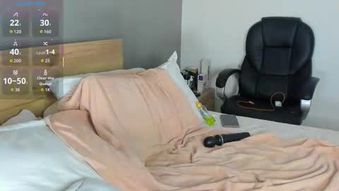 BRUSH BARTON online show from January 12, 11:23 pm