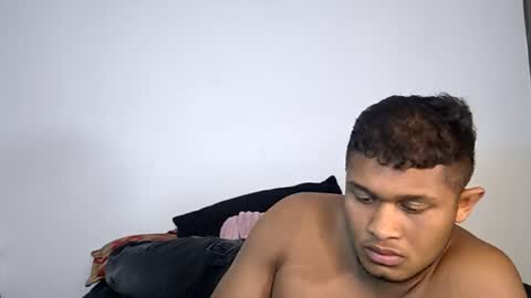bryan_smithx online show from June 14, 2:46 am