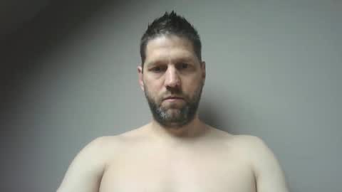 bubblebee1982 online show from April 1, 7:20 am