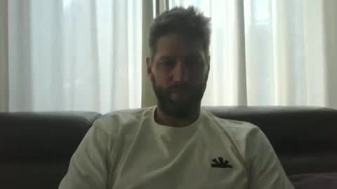 bubblebee1982 online show from September 29, 8:13 am