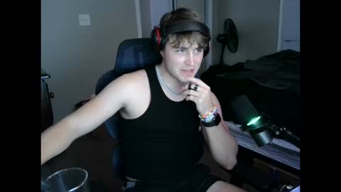Snapshot of bubblebuttbdn chatting on October 10, 7:14 am BubblebuttBdn online show from October 10, 7:14 am