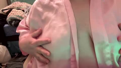 bubblegirl online show from March 14, 11:42 pm