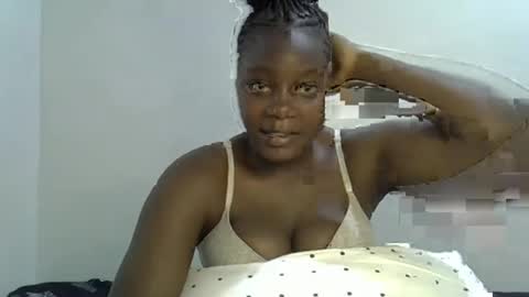 bubbly_ass30 online show from February 15, 7:51 am