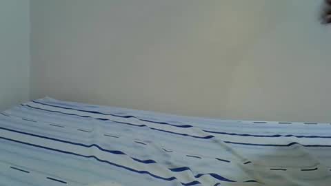 bubbly_ass30 online show from March 14, 10:36 pm