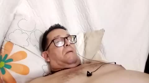 buchs32 online show from December 22, 4:30 am