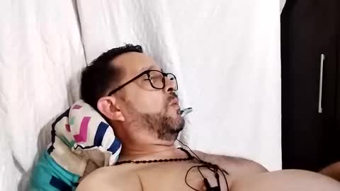 buchs32 online show from November 6, 4:37 am