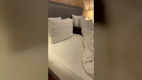 budapestgrandpa online show from July 15, 6:56 pm