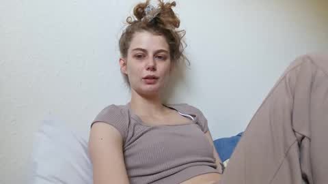 Buffy online show from April 19, 10:34 pm