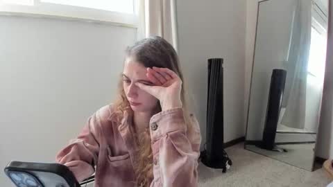 Buffy online show from November 24, 5:00 pm