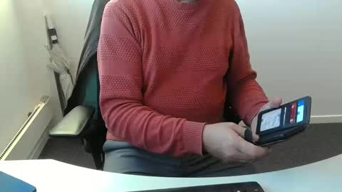 Snapshot of buggemann chatting on September 30, 6:35 am buggemann online show from September 30, 6:35 am