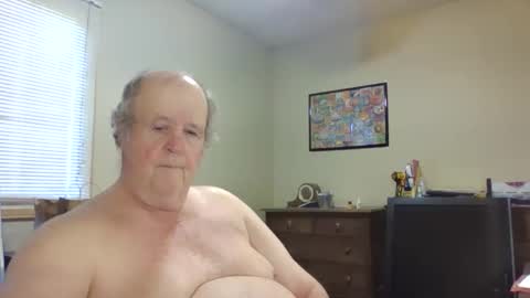 bullfrogg5050 online show from February 18, 6:41 pm