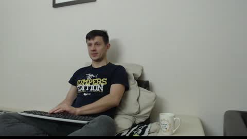 Pirate    Xtw jerromybunny1 online show from December 16, 4:45 am