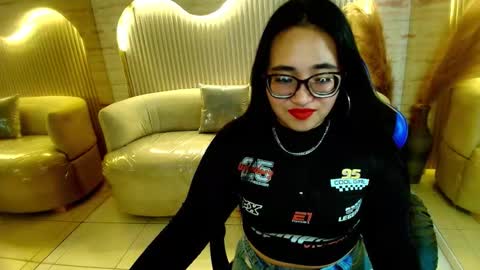 bunny_mich_r online show from February 19, 8:52 pm