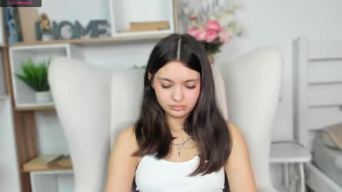 Aria online show from April 12, 7:45 am