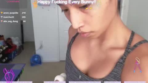 Snapshot of bunnycheekz chatting on December 3, 2:11 pm Tokki  bunny  online show from December 3, 2:11 pm