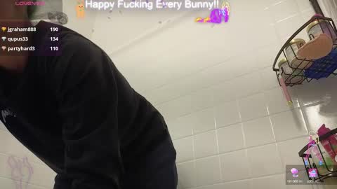 Snapshot of bunnycheekz chatting on January 12, 5:13 am Tokki  bunny  online show from January 12, 5:13 am