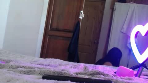 bunnyhonei online show from February 17, 8:46 am