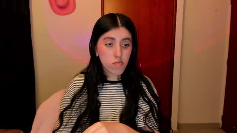 Snapshot of bunnyy09 chatting on December 2, 11:13 pm Jess online show from December 2, 11:13 pm